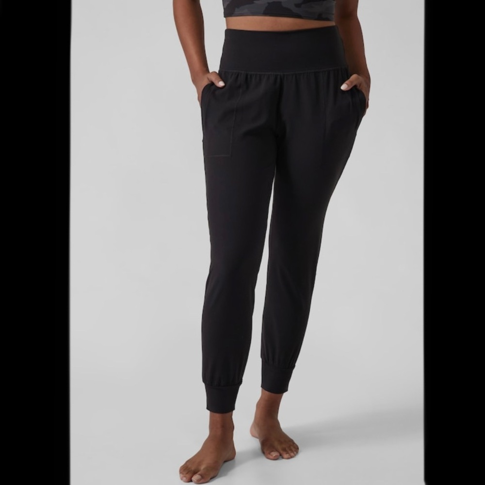 Athleta Salutation Jogger